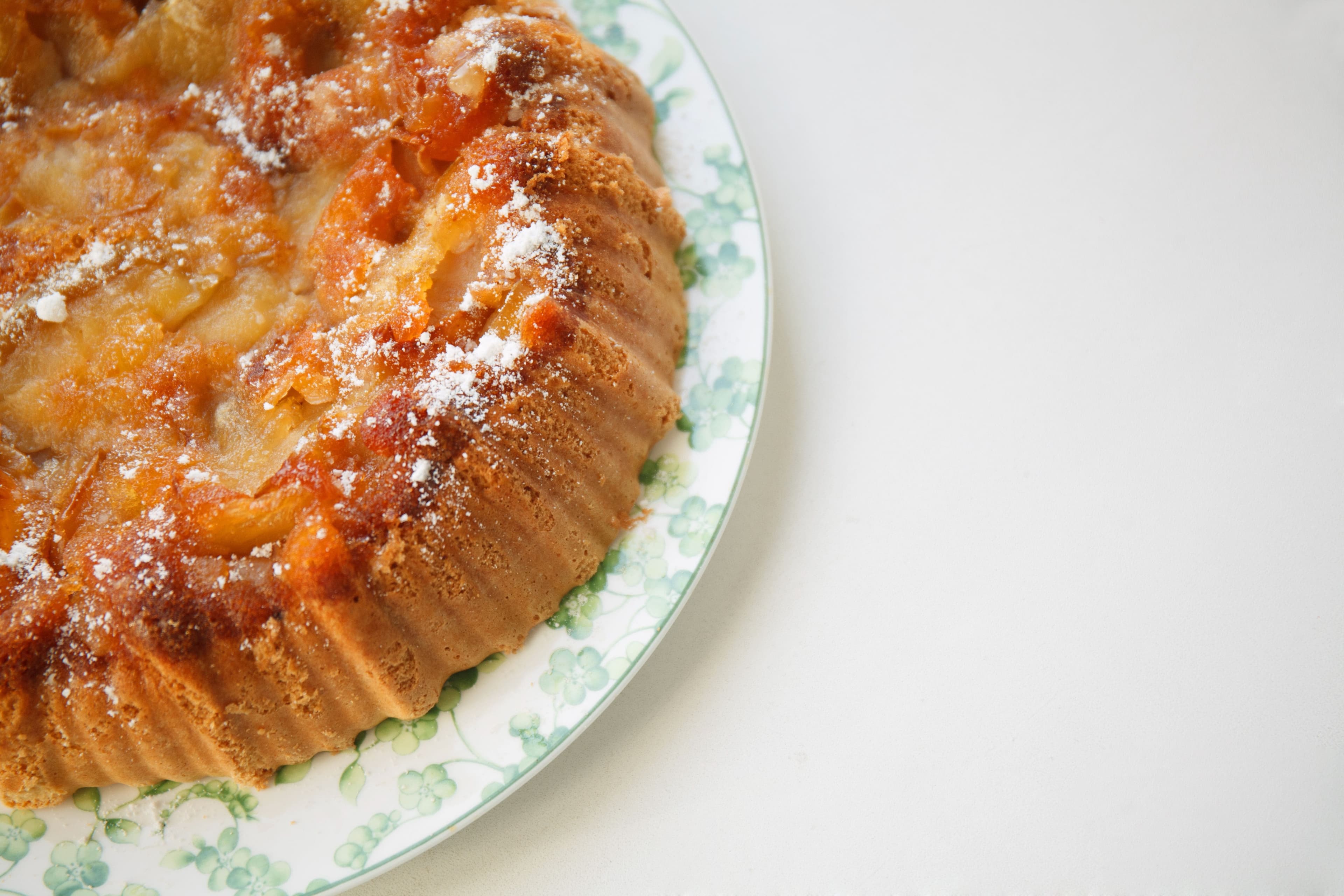 Tartes fines aux pommes sauce caramel