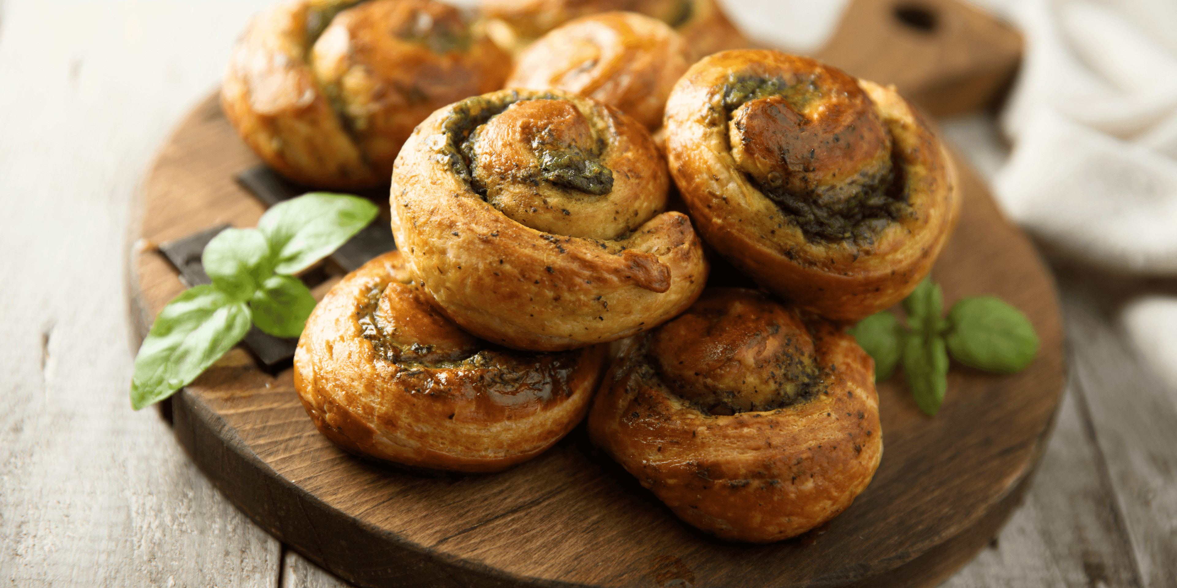 Feuilletés roulés au pesto