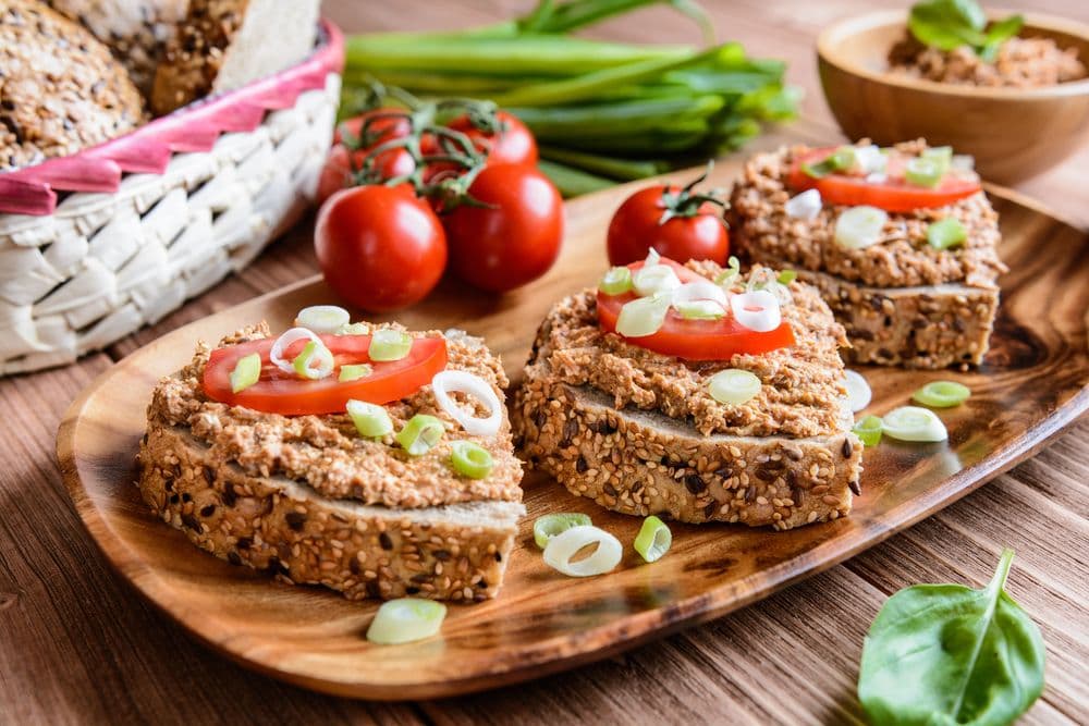 Tartines de mousse de sardines